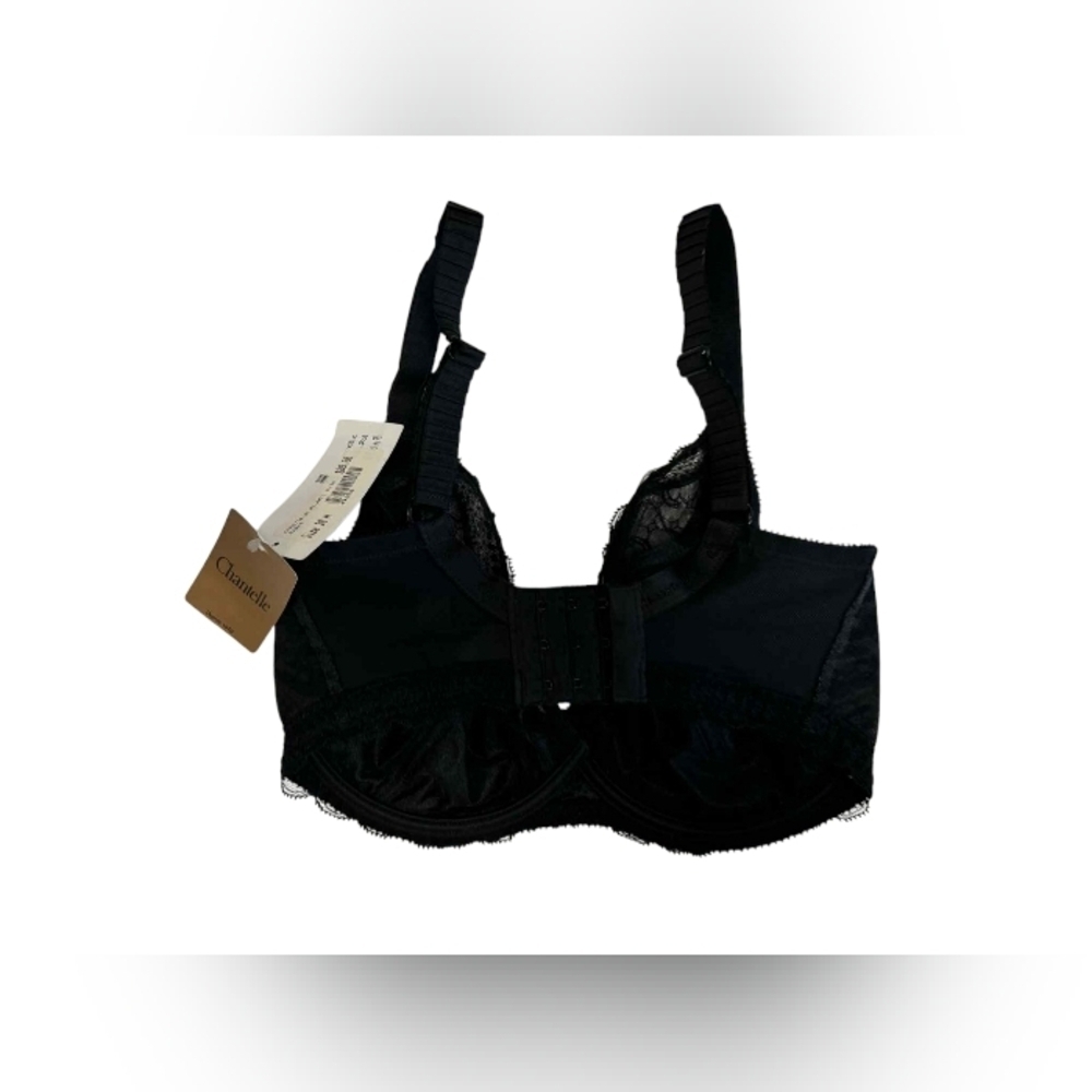 Chantelle NWT Plunge Chick Bra Black Lace Size 30H
